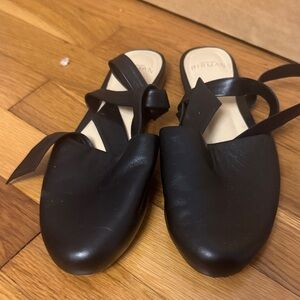 Alexandre Birman Women's Lace Up Flats Size 39 women’s 8